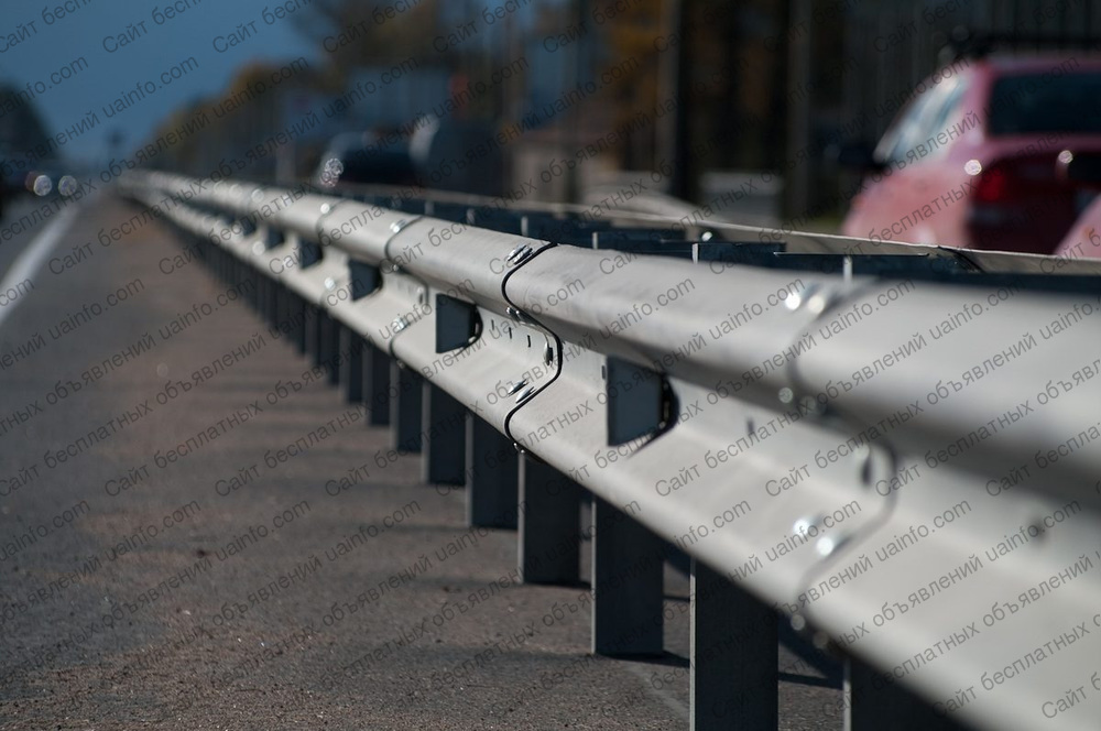 Фото: дорожные ограждения металлические барьерного типа 11дд 