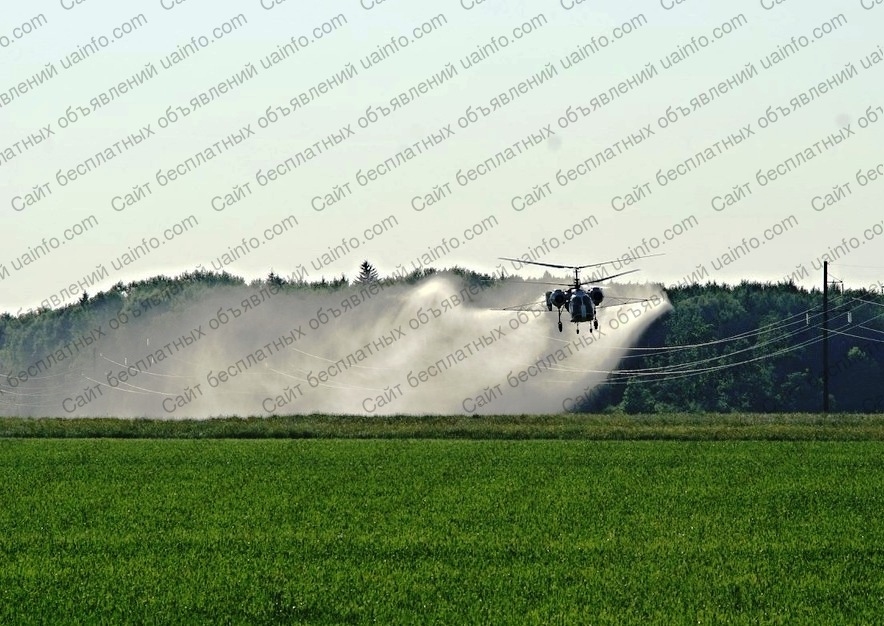 Фото: Авиационно-химические работы в сельском хозяйстве