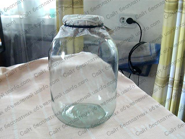 Фото: Продается стеклобанка 3-х литровая