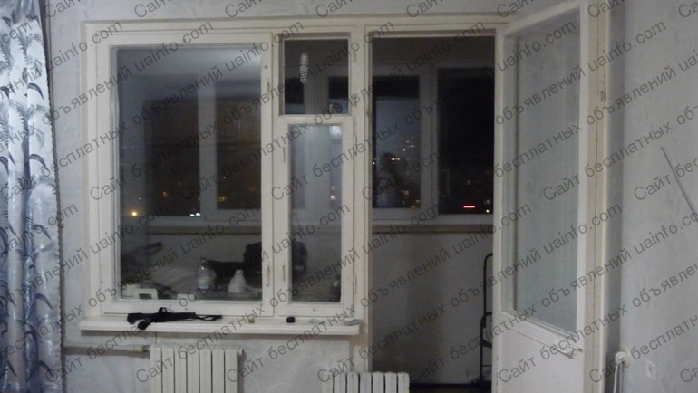 Фото: Продам б/у окна и двери балконные срочно